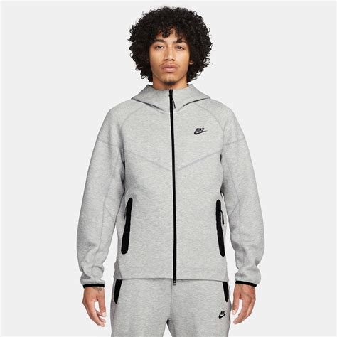 nike tech fleece